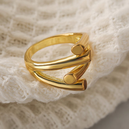 Bague à brillance irrégulière