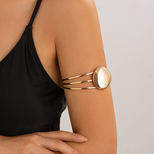 Brassard minimaliste – Élégance triple couche