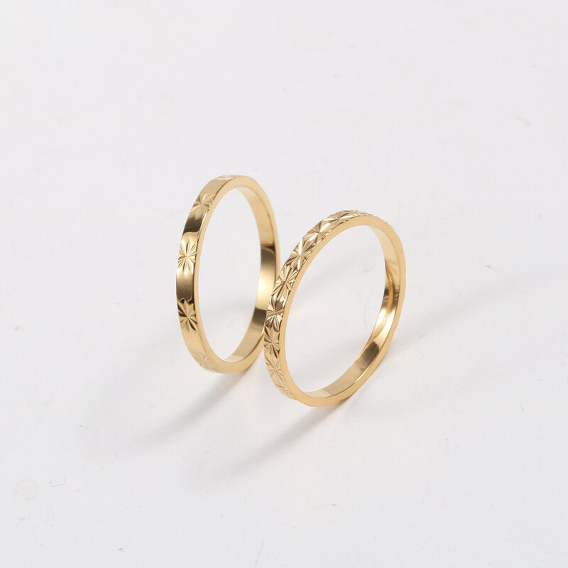 Titanium Shine Ring – 18K Glow Finish