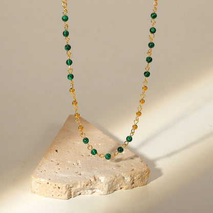 Collier en cristal coloré