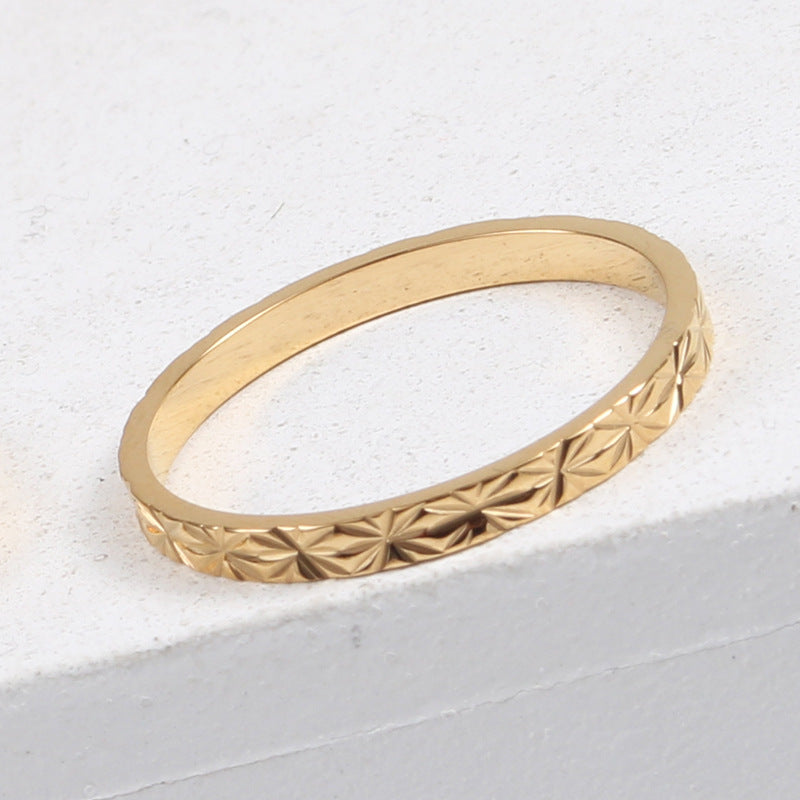 Titanium Shine Ring – 18K Glow Finish