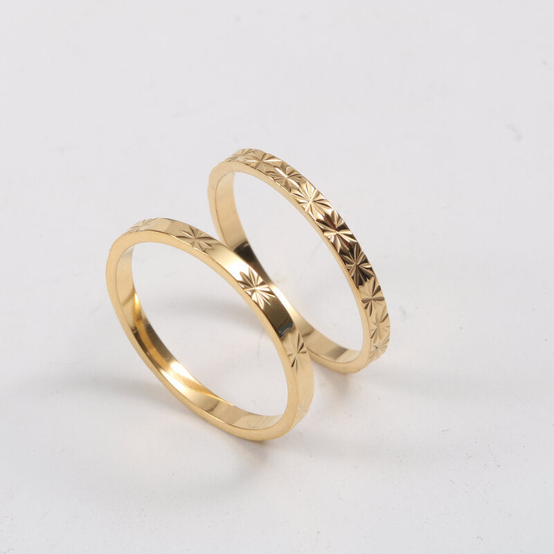 Titanium Shine Ring – 18K Glow Finish